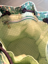 Load image into Gallery viewer, Bestie Bucket Bag