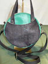 Load image into Gallery viewer, Doro Round Bag