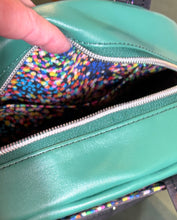 Load image into Gallery viewer, Doro Round Bag