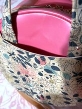 Load image into Gallery viewer, Doro Round Bag