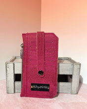 Load image into Gallery viewer, Prudoe Purse Pal Wallet