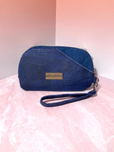 Load image into Gallery viewer, Curvy Clutch Wallet