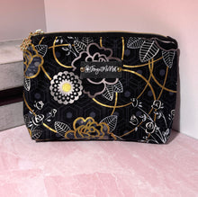 Load image into Gallery viewer, Princess Pouch