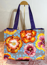 Load image into Gallery viewer, Market Bag Quilted Tote Large