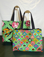 Load image into Gallery viewer, Market Bag Quilted Tote Large
