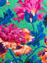 Load image into Gallery viewer, Market Bag Quilted Tote Large