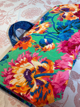 Load image into Gallery viewer, Market Bag Quilted Tote Large
