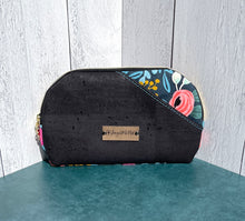 Load image into Gallery viewer, Curvy Clutch Wallet