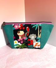 Load image into Gallery viewer, Puffin Pouch Beauty Bag - Large
